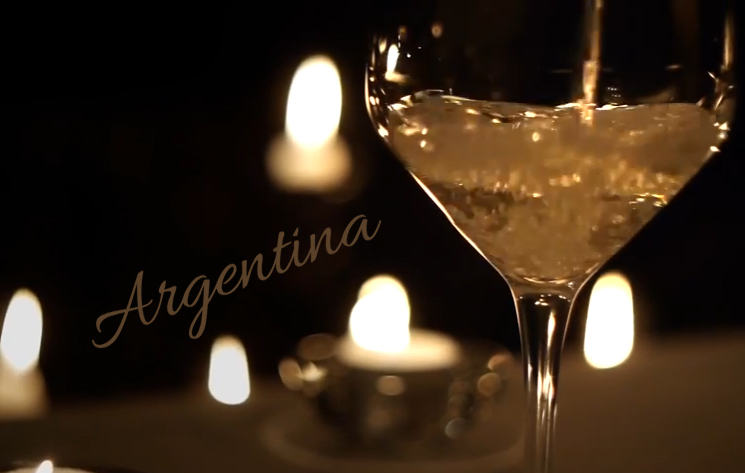 Noc Wina „Kolacja połączona z degustacją sześciu win z Argentyny i pokazem slajdów z podróży do Ameryki Południowej”